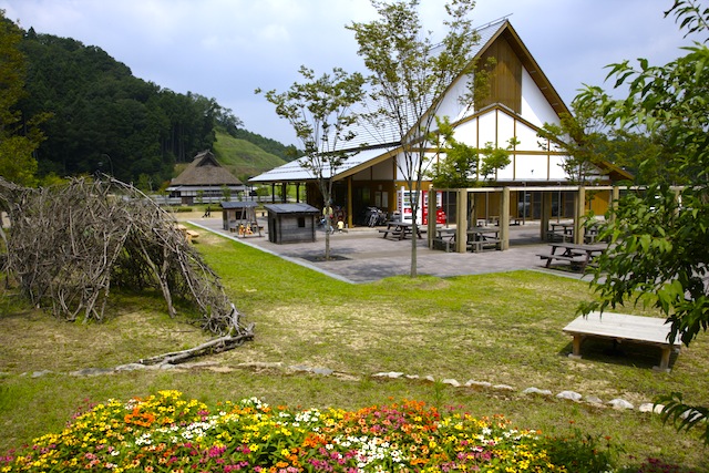 並木道中央公園